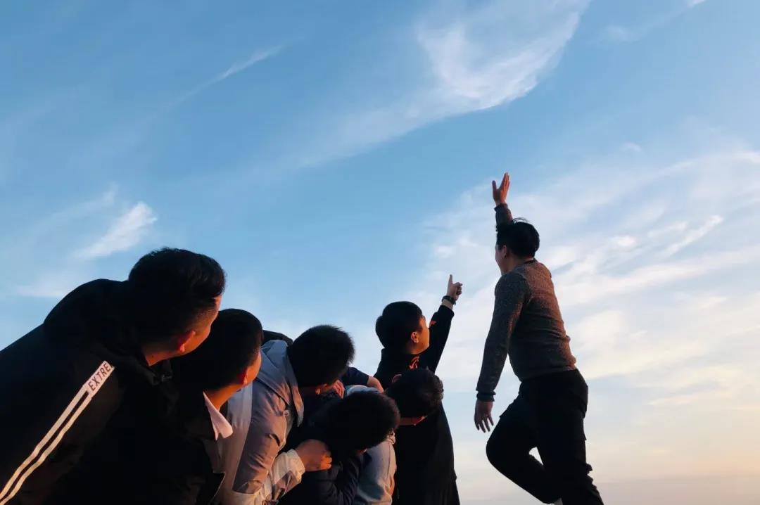 量圈儿NO.40丨生长路上不丢童真，，奋斗路上坚持认真