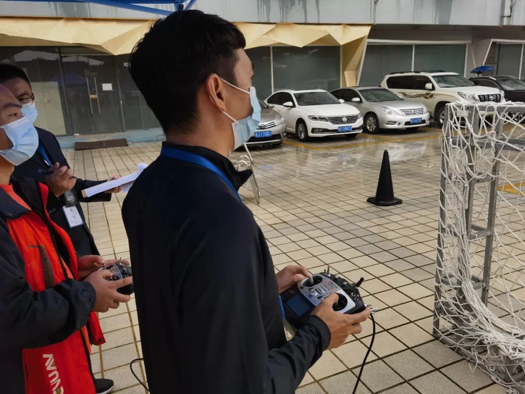 威客电竞VKGAME无人机飞控师，声誉腾飞！！！