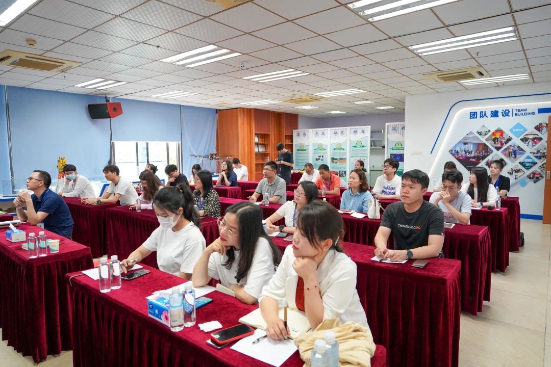 威客电竞VKGAME集团引领AI风潮，，，全员学习共创生长