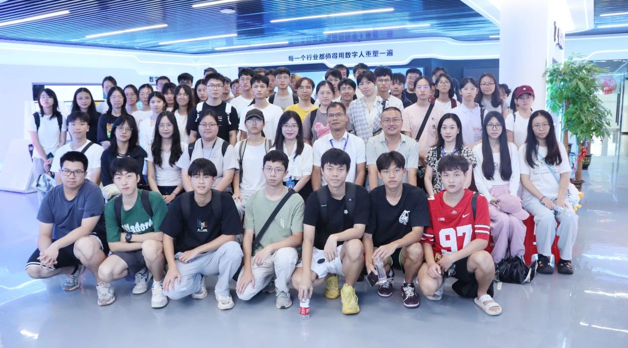 探索未来科技，，，共筑智慧桥梁